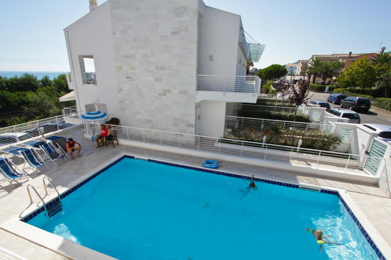 بينيتو Cerrano Park Resort الغرفة الصورة
